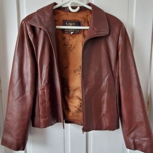 Vintage 70s leather jacket. Perfect condition. Buttery soft. Size M or L.